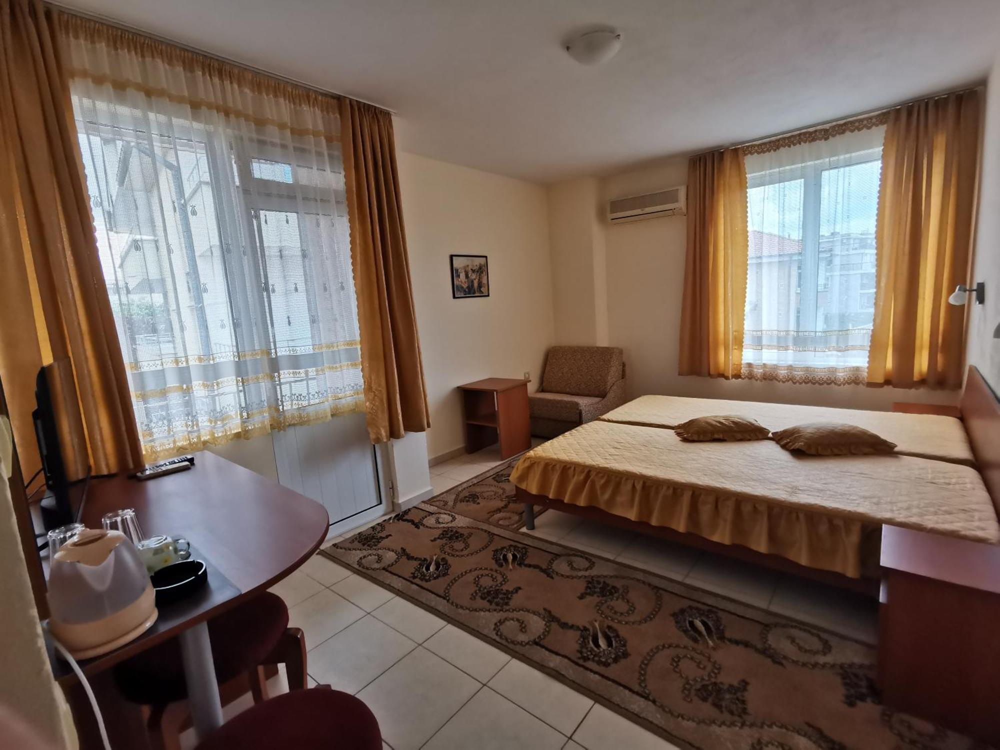 Guest House Georgieva ラヴダ エクステリア 写真