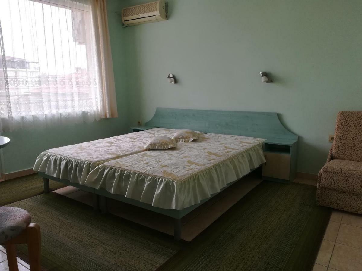 Guest House Georgieva ラヴダ エクステリア 写真